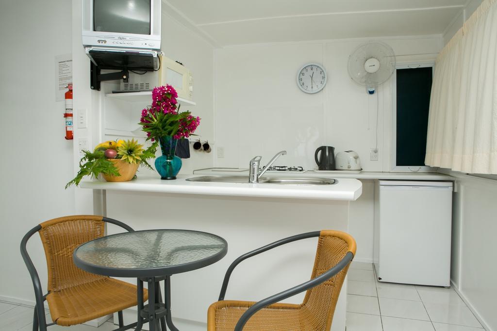 Sunhaven Beach Bungalows (Adults Only) راروتونغا الغرفة الصورة