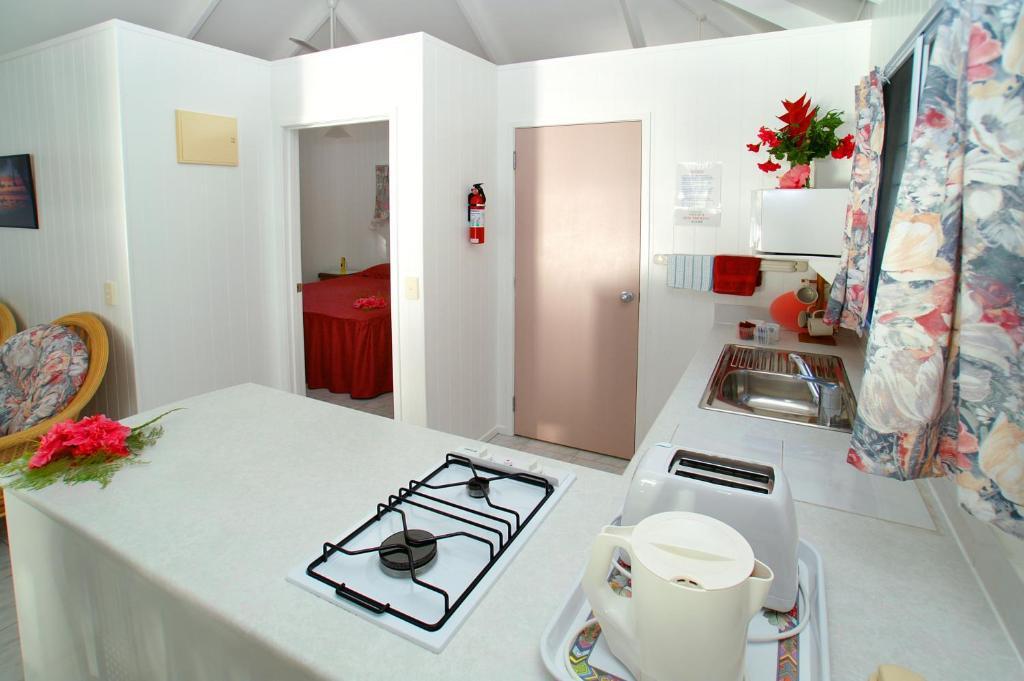 Sunhaven Beach Bungalows (Adults Only) راروتونغا الغرفة الصورة